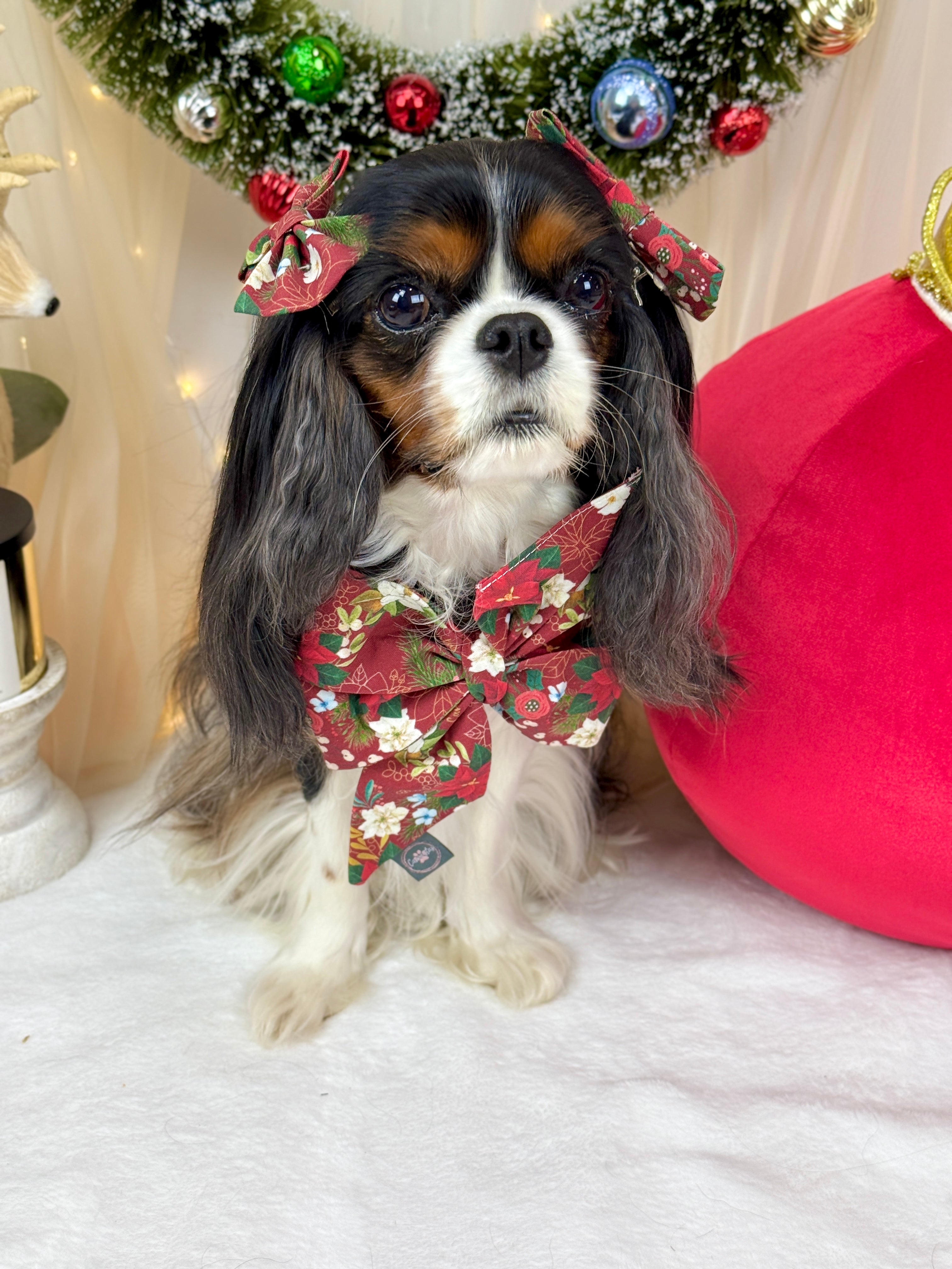 Strike a Pose Bow - Crimson Winter Garden or Evergreen Sleigh Ride